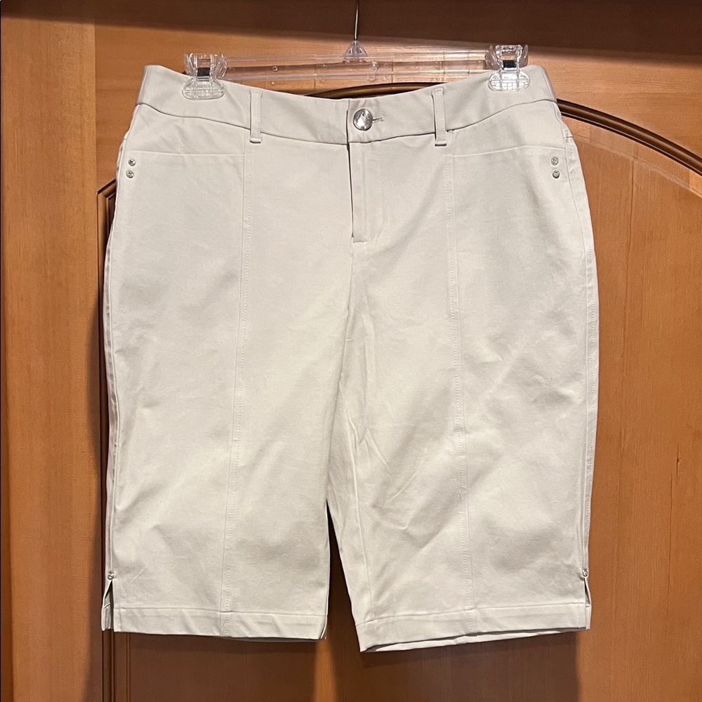 INC International Concepts Women's Beige Bermudas